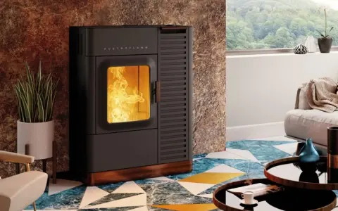 Un poêle à granulés sans électricité, avec des flammes vives, dans un salon moderne.